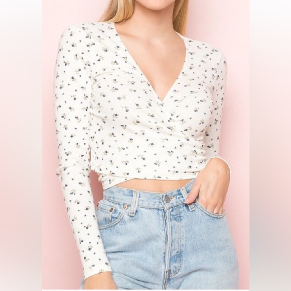 Brandy Melville coco floral wrap top